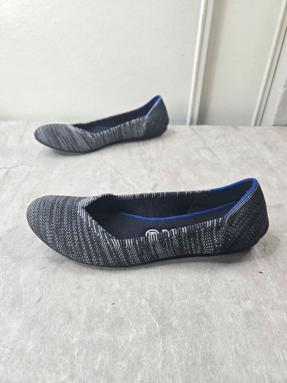 Rothy's Ballet Flat 9 Gray Stretch Knit Slip On Round Toe Comfort Ballerina Shoe - Picture 2 of 11